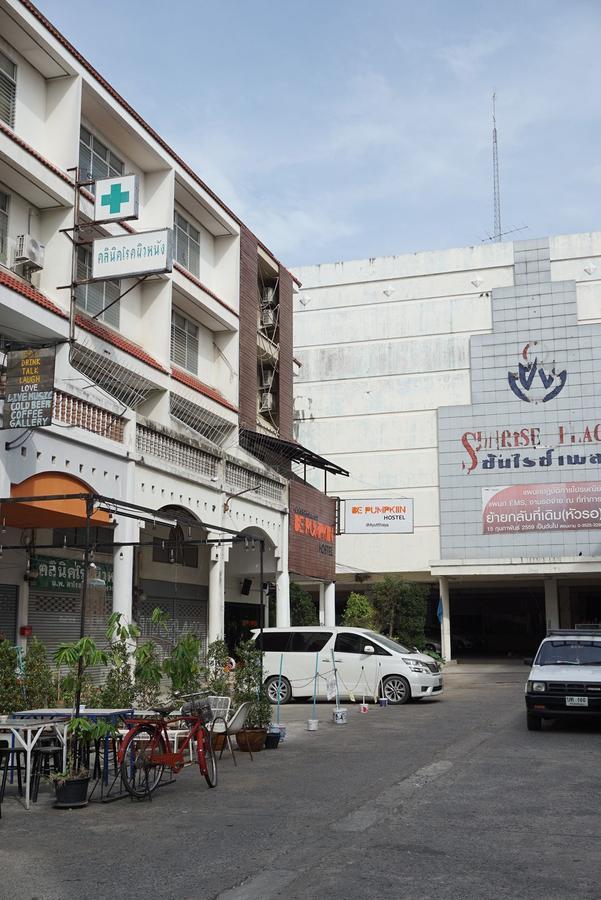 De Pumpkiin Hostel Phra Nakhon Si Ayutthaya Exterior foto